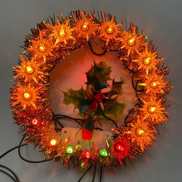 Vintage Light Up Sparkly Star Tree Topper Cute Gold Holly Christmas - Picture 1 of 5